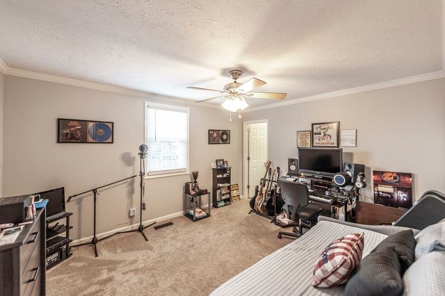 430 Walton Ferry Rd Apt 1606, Hendersonville, TN 37075