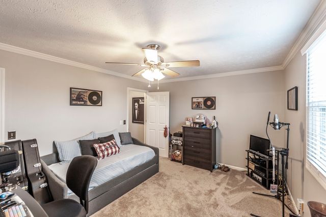 430 Walton Ferry Rd Apt 1606, Hendersonville, TN 37075