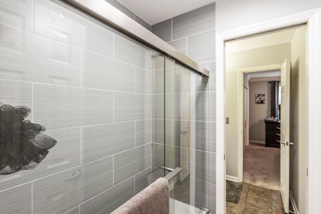 430 Walton Ferry Rd Apt 1606, Hendersonville, TN 37075