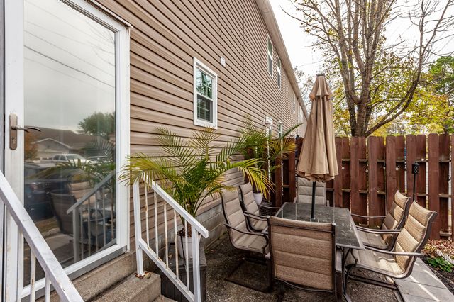 430 Walton Ferry Rd Apt 1606, Hendersonville, TN 37075