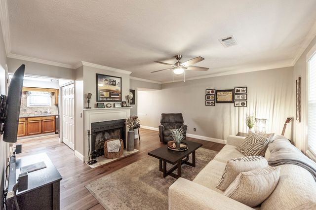 430 Walton Ferry Rd Apt 1606, Hendersonville, TN 37075