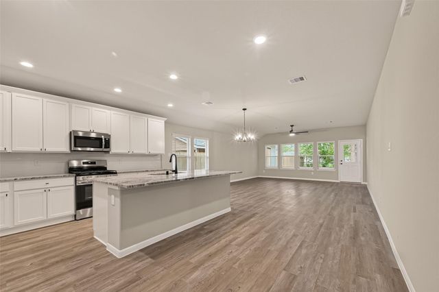 808 Avenue E, South Houston, TX 77587
