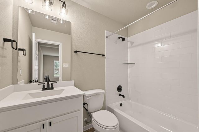 808 Avenue E, South Houston, TX 77587