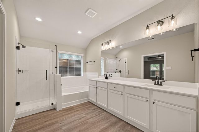 808 Avenue E, South Houston, TX 77587