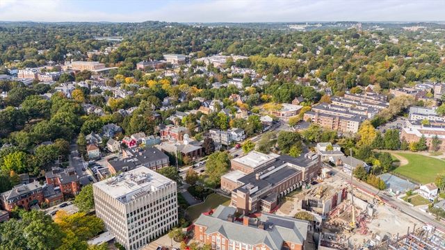 370 Washington Street, Brookline, MA 02445