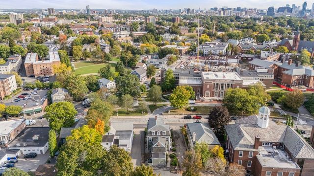 370 Washington Street, Brookline, MA 02445