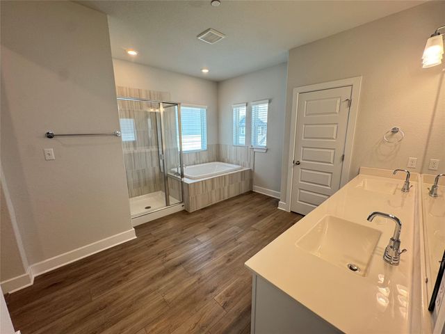 3000 Chisholm Trail RD 23, Round Rock, TX 78681