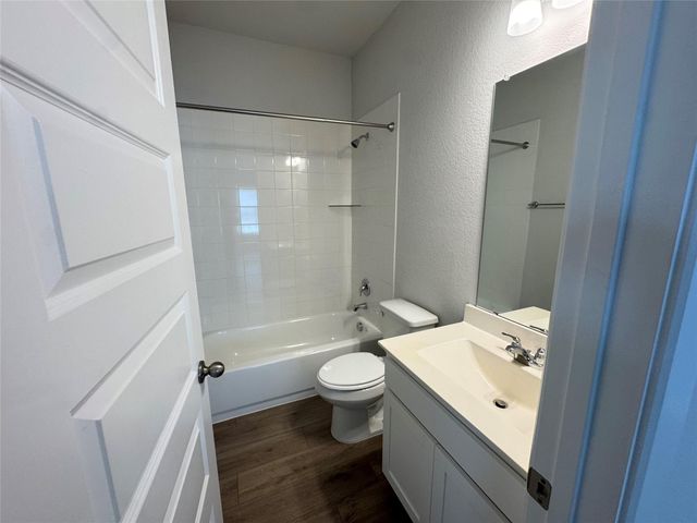 3000 Chisholm Trail RD 23, Round Rock, TX 78681