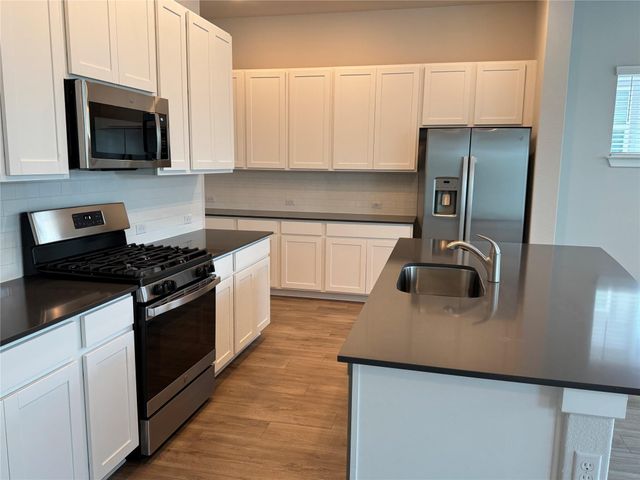 3000 Chisholm Trail RD 23, Round Rock, TX 78681