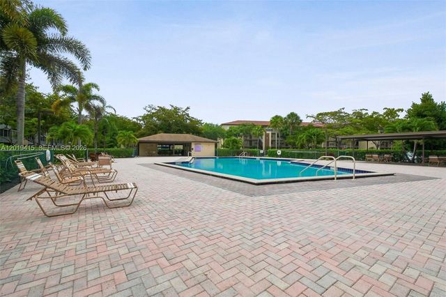 13455 SW 9th Ct 314J, Pembroke Pines, FL 33027