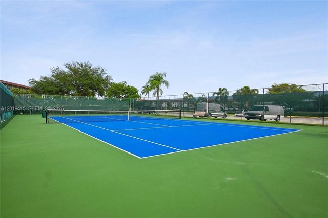 13455 SW 9th Ct 314J, Pembroke Pines, FL 33027