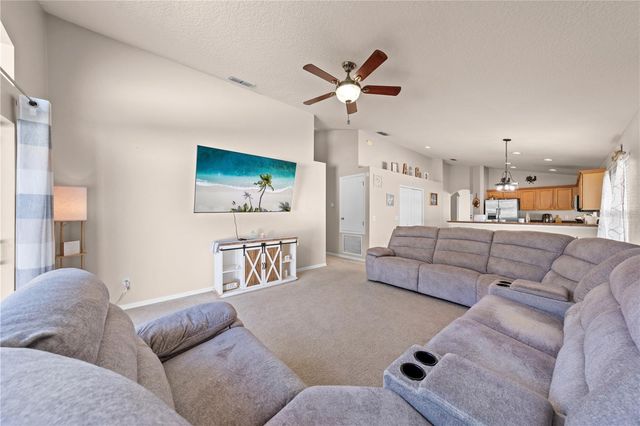 3637 BRISTOL COVE LANE, St Cloud, FL 34772