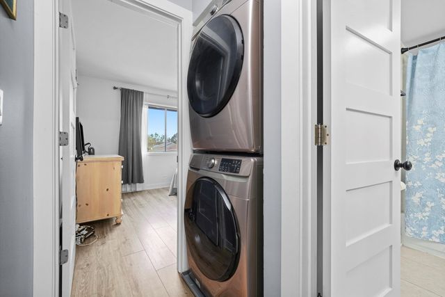 195 W Brandon Court A33, Palatine, IL 60067