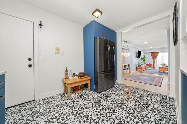 195 W Brandon Court A33, Palatine, IL 60067