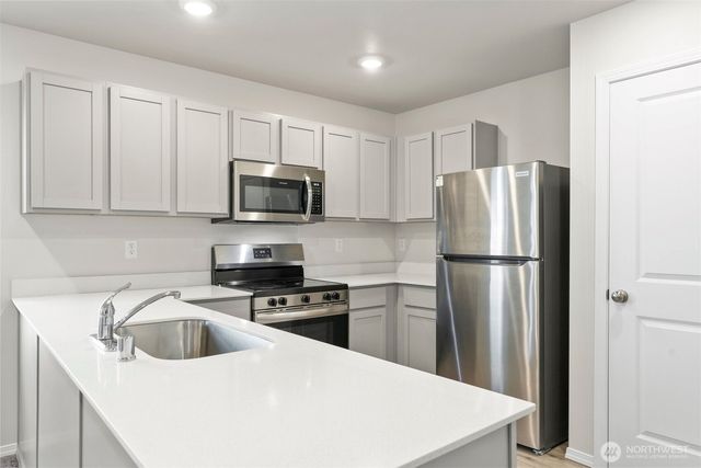 181 NE Olympic Ridge, Belfair, WA 98528