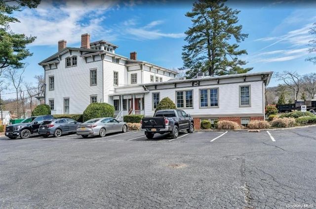 70 Main Street, Huntington, NY 11743