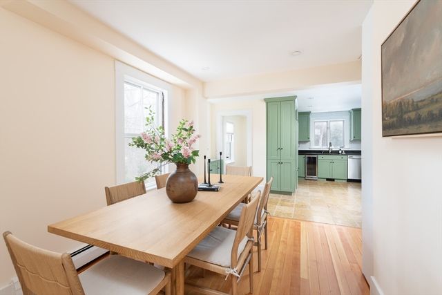 556 Wellesley Street, Weston, MA 02493