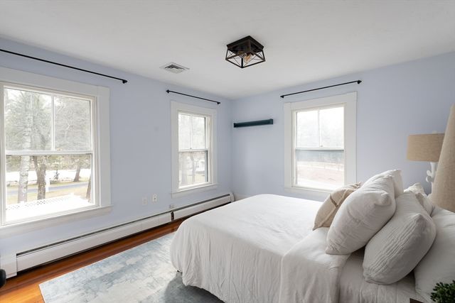 556 Wellesley Street, Weston, MA 02493