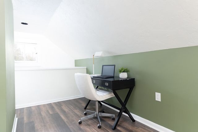 556 Wellesley Street, Weston, MA 02493