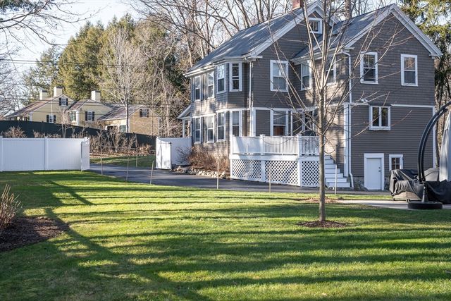 556 Wellesley Street, Weston, MA 02493