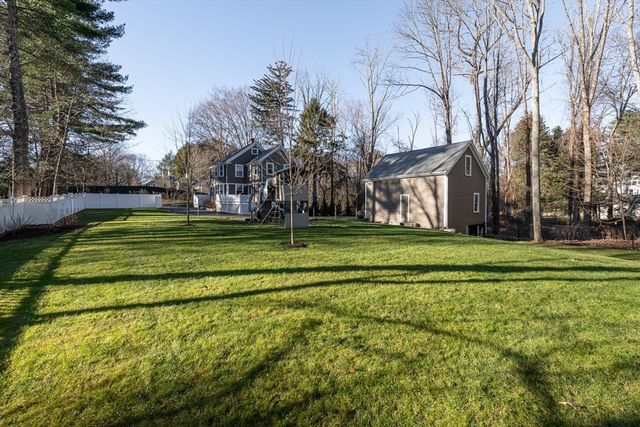 556 Wellesley Street, Weston, MA 02493