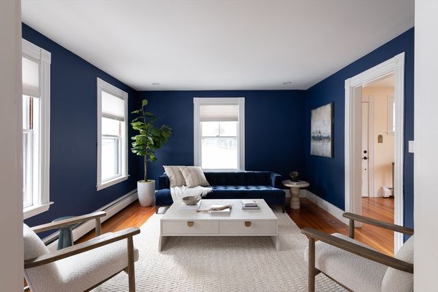 556 Wellesley Street, Weston, MA 02493