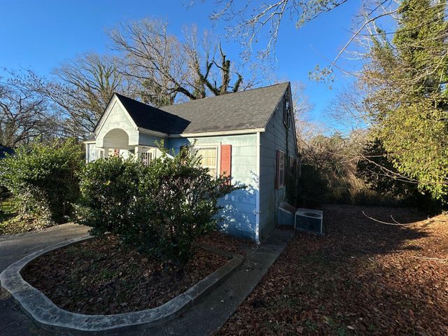 3000 Peggy Lane, Chattanooga, TN 37404