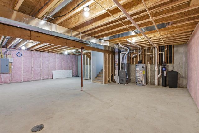 6683 Warner Farm Drive, Deforest, WI 53532