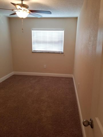 182 Ulster Lane, Melbourne, FL 32935