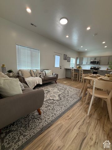 1147 N 850 W, Provo, UT 84604