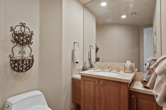 50115 Valencia Court, La Quinta, CA 92253