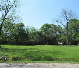 619 Hogg Street, Mineola, TX 75773