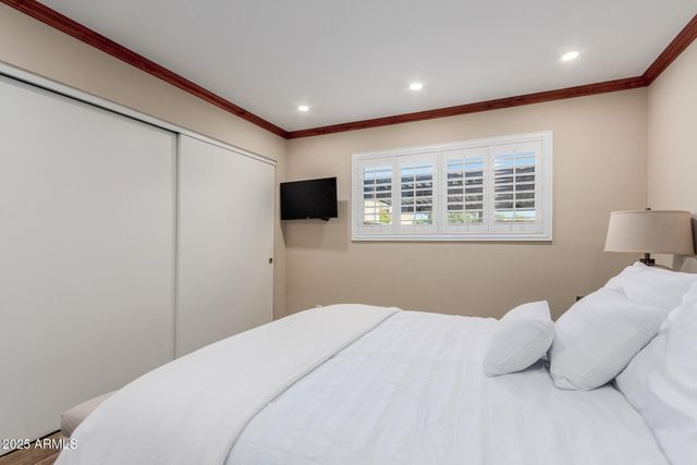 5525 E THOMAS Road E3, Phoenix, AZ 85018