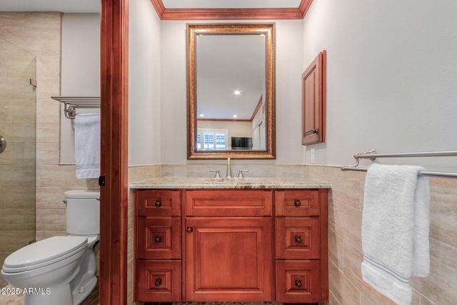 5525 E THOMAS Road E3, Phoenix, AZ 85018