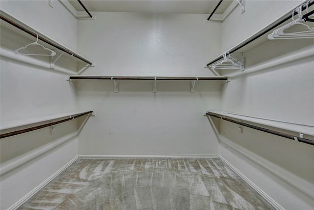 716 Crestridge Circle, Euless, TX 76040