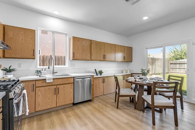 717 Nicklaus Court, Atwater, CA 95301