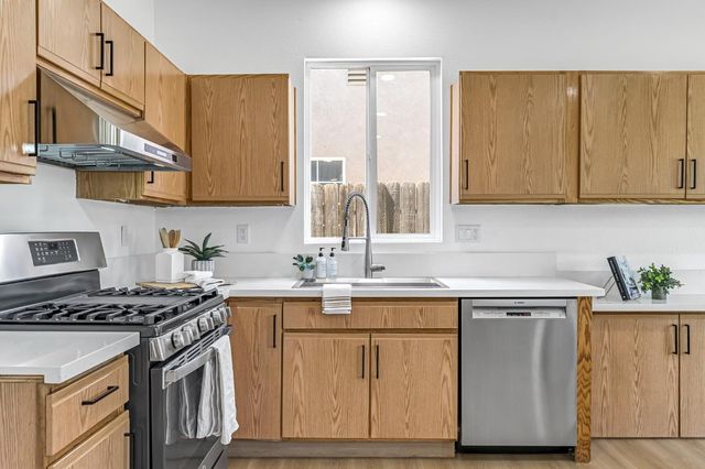 717 Nicklaus Court, Atwater, CA 95301