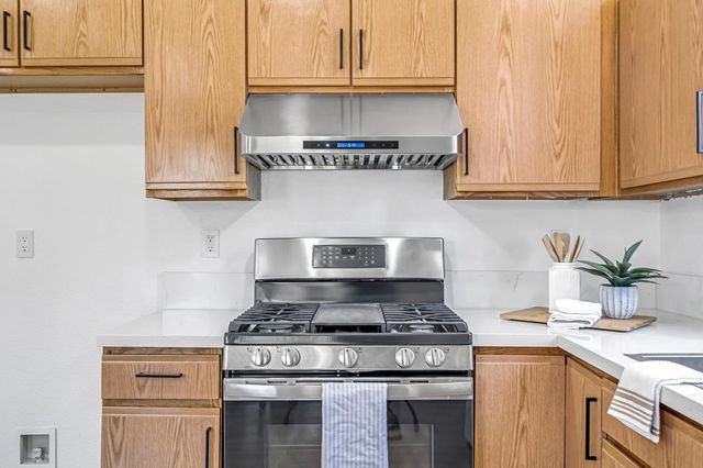 717 Nicklaus Court, Atwater, CA 95301