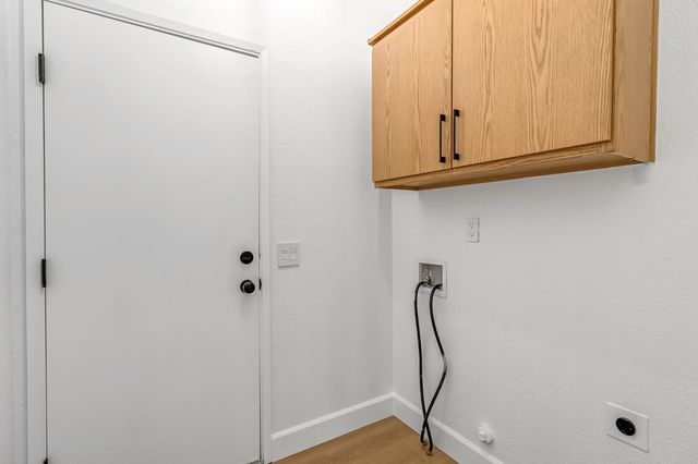 717 Nicklaus Court, Atwater, CA 95301