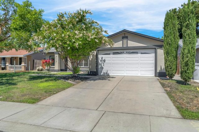 717 Nicklaus Court, Atwater, CA 95301