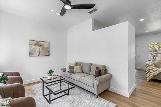 717 Nicklaus Court, Atwater, CA 95301