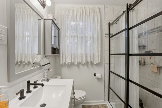 117 June Dr, Dickson, TN 37055