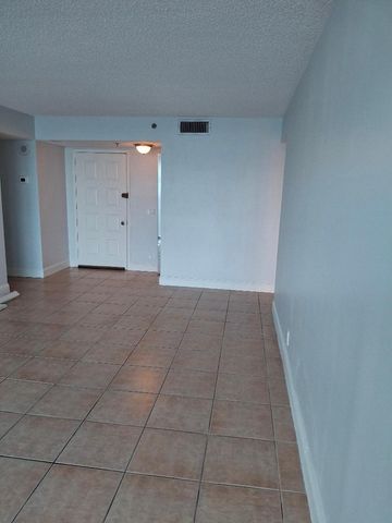 105 Lake Emerald Drive 406, Oakland Park, FL 33309