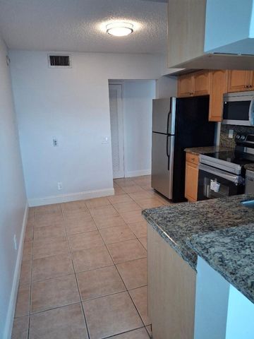 105 Lake Emerald Drive 406, Oakland Park, FL 33309