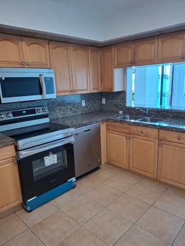 105 Lake Emerald Drive 406, Oakland Park, FL 33309
