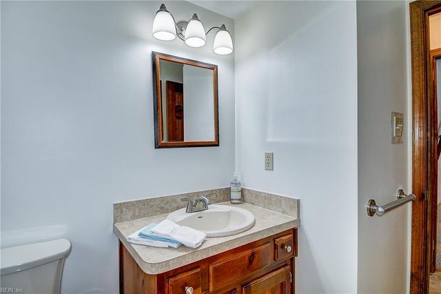 4505 Old English CIR, Virginia Beach, VA 23455