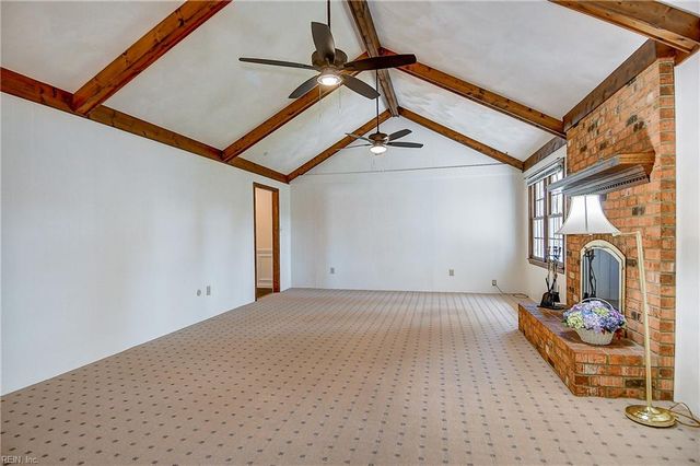 4505 Old English CIR, Virginia Beach, VA 23455