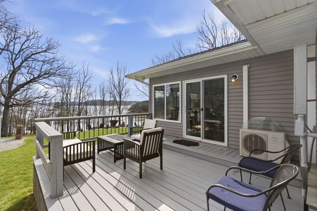 453 Dale Avenue, Hollister, MO 65672