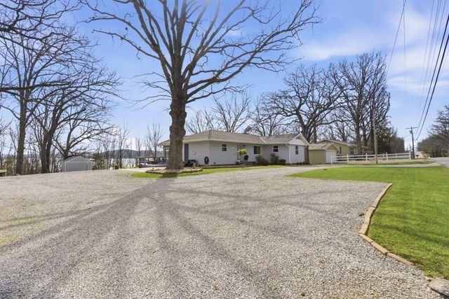 453 Dale Avenue, Hollister, MO 65672
