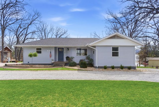 453 Dale Avenue, Hollister, MO 65672